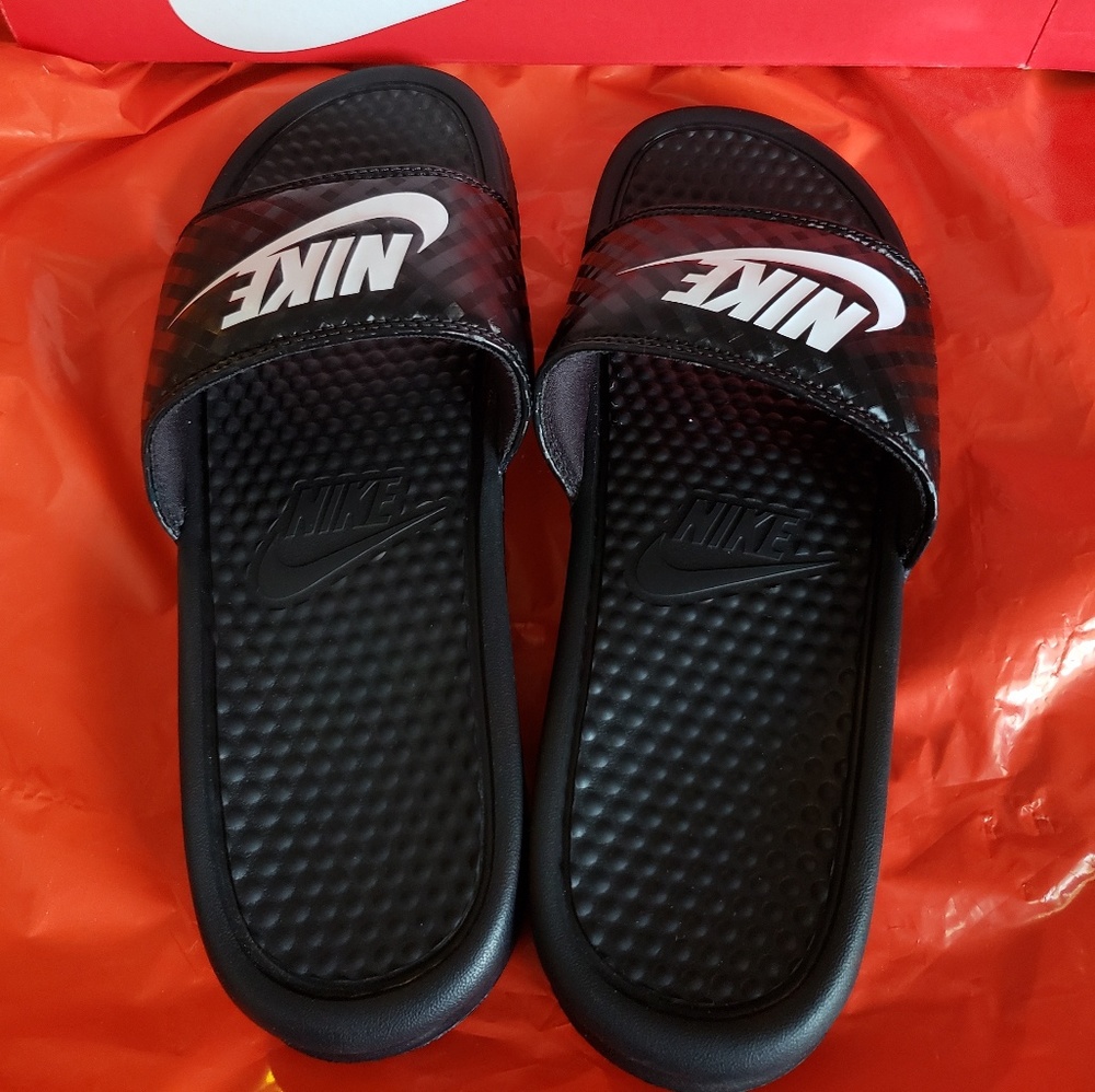 Women's Nike slides